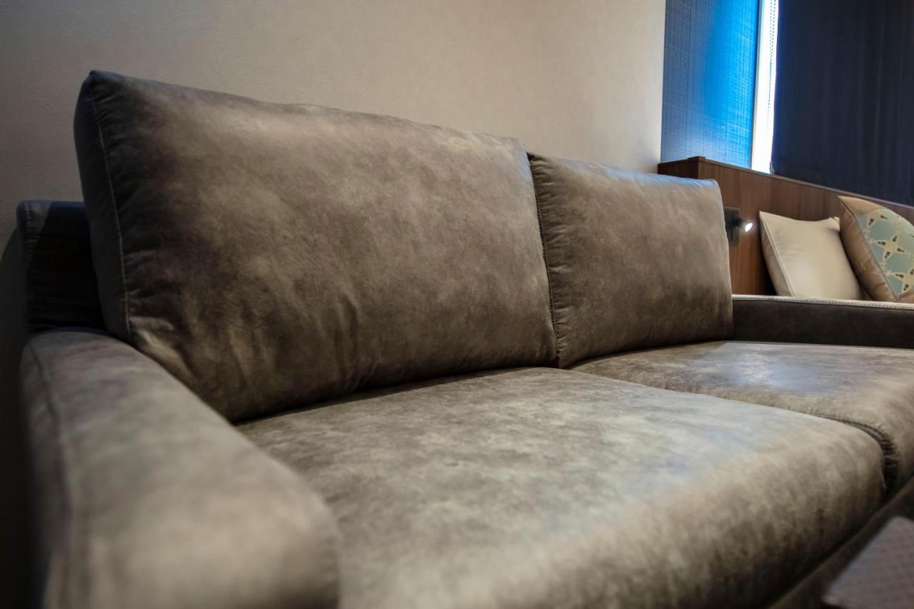 Grand Base Okayama Ekimae Aparthotel Εξωτερικό φωτογραφία
